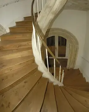 rénovation d'escaliers en bois à Carantec - image 4