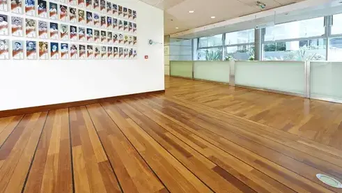 rénovation d'escaliers en bois à Lanmeur - image 2