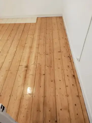 rénovation d'escaliers en bois à Taulé - image 3